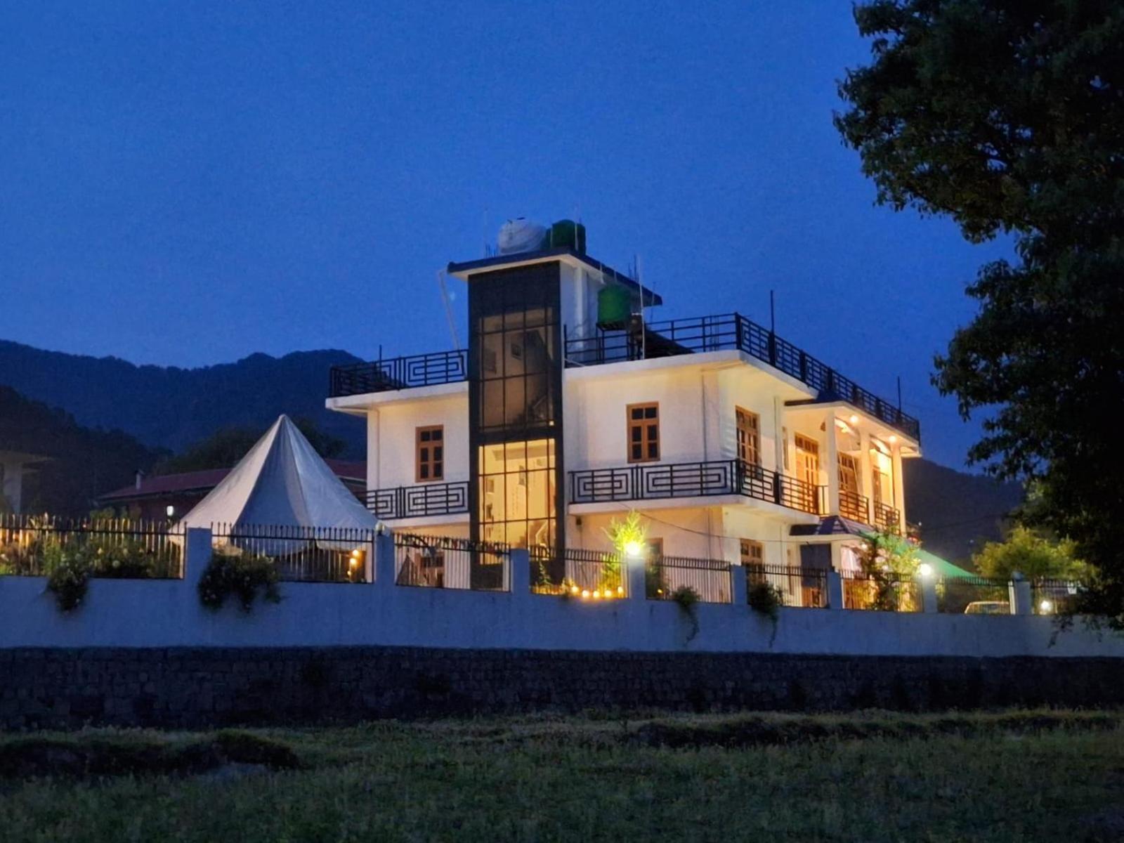 La Maison - A Boutique Bed And Breakfast Bīr Eksteriør billede